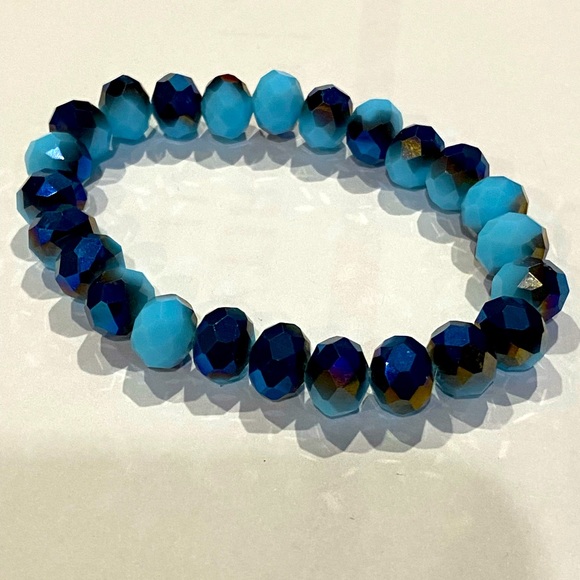 8-Piece Bundle Briolette Bead Stretch Bracelet - Picture 14 of 16